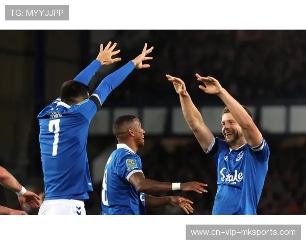 伯恩利穆里奇长传很稳